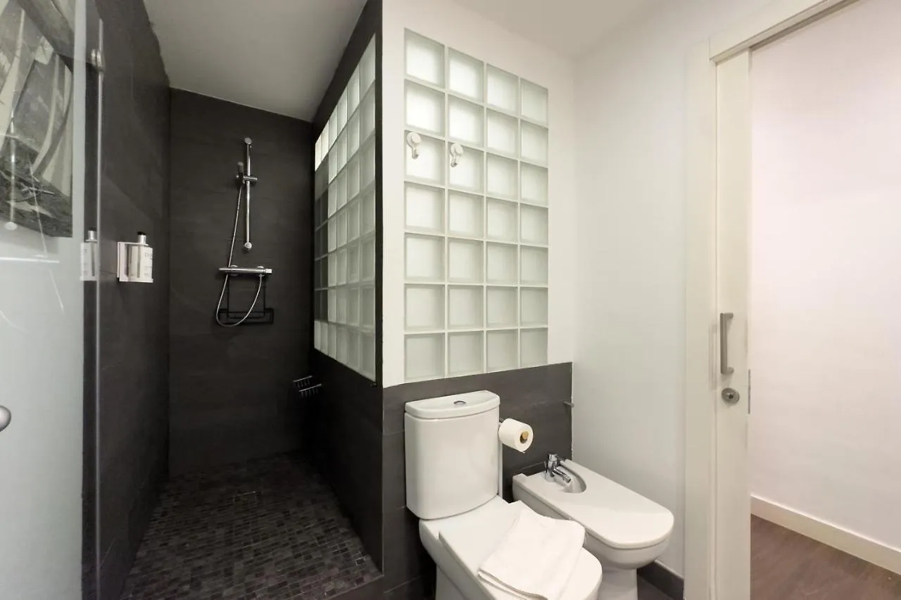 Key Sagrada Familia & Park Guell Apartment Barcelona 0*,  Spain