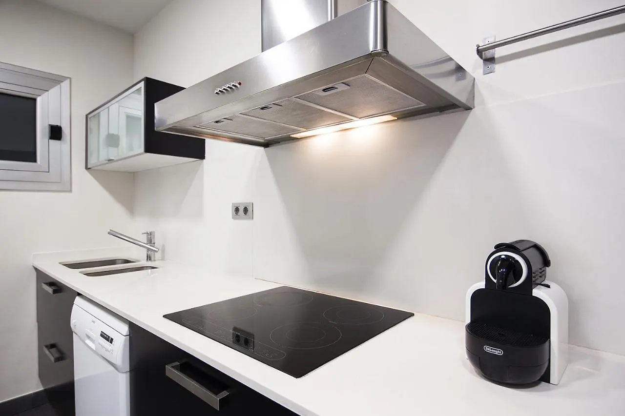 Key Sagrada Familia & Park Guell Apartment Barcelona